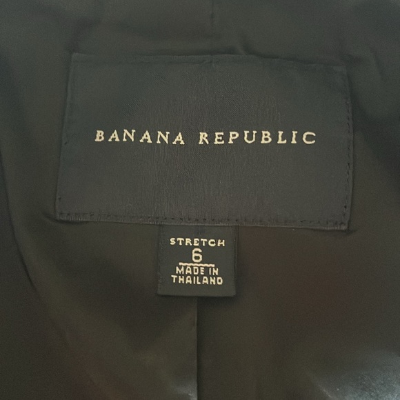 Banana Republic Corpcore Black Stretch 2 Button Blazer Size 6 - Picture 2 of 7